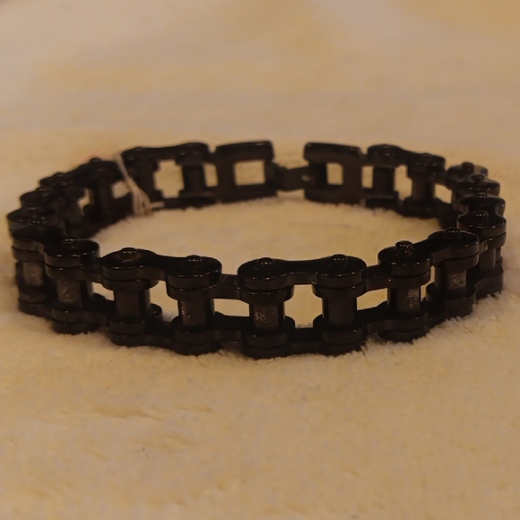 Other - Men's Sleek Glossy Black Stainless Steel Link Bracelet